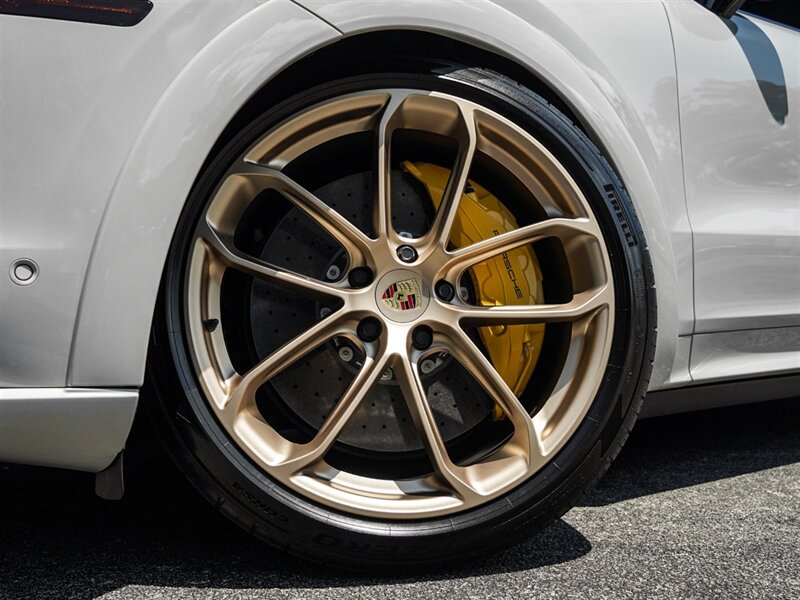 2022 Porsche Cayenne Turbo GT - Photo 12 - Bonita Springs, FL 34134