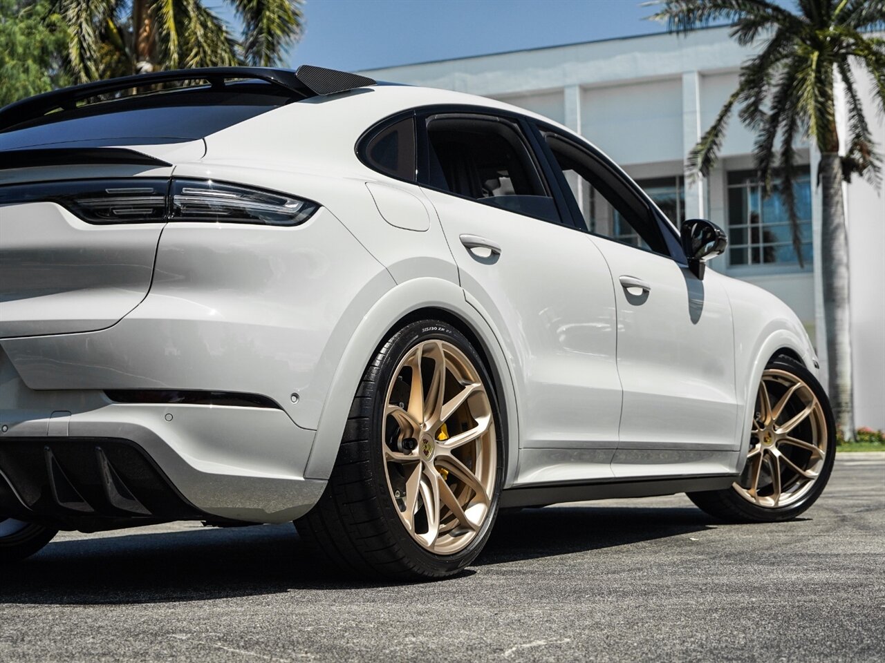 2022 Porsche Cayenne Turbo GT   - Photo 76 - Bonita Springs, FL 34134