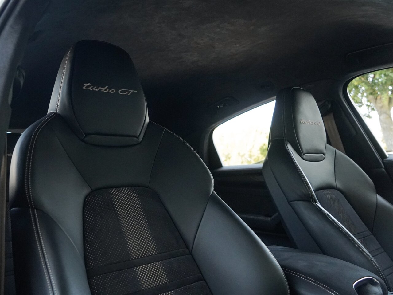 2022 Porsche Cayenne Turbo GT   - Photo 42 - Bonita Springs, FL 34134