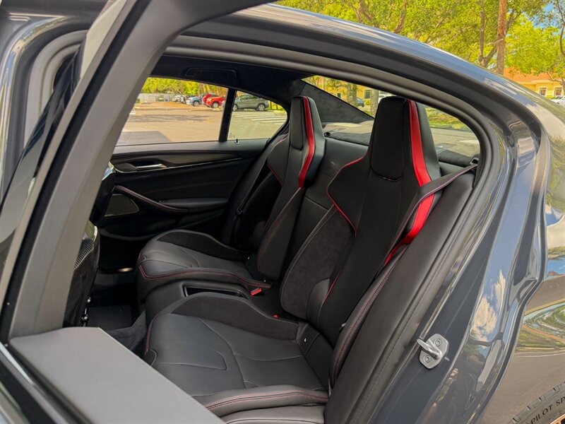 2022 BMW M5 CS   - Photo 25 - Bonita Springs, FL 34134