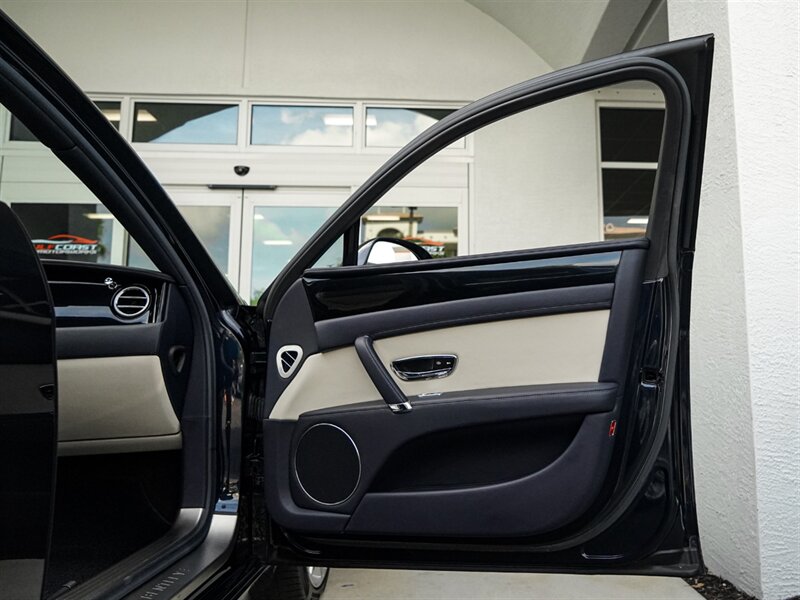 2015 Bentley Flying Spur V8   - Photo 33 - Bonita Springs, FL 34134