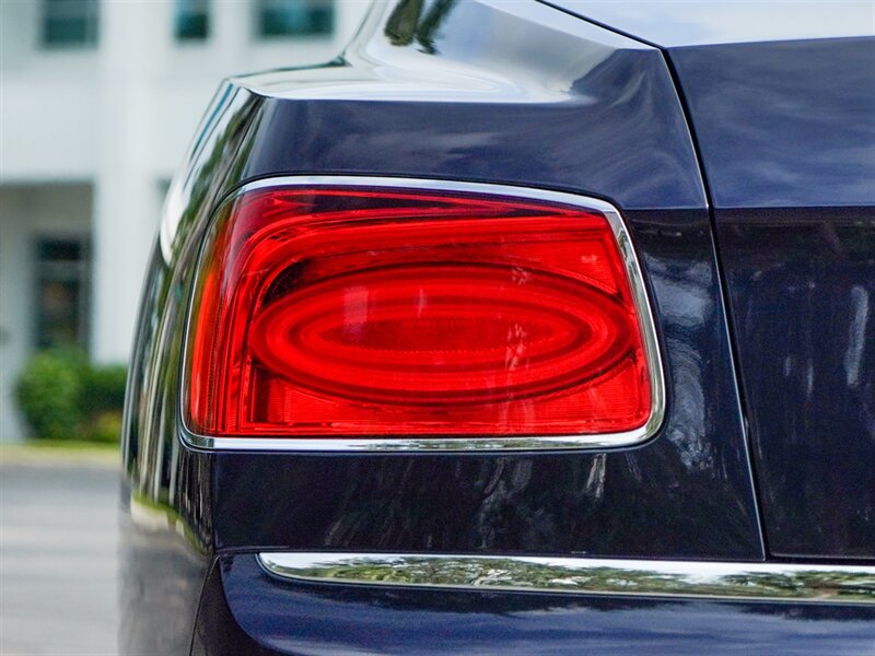 2015 Bentley Flying Spur V8   - Photo 52 - Bonita Springs, FL 34134