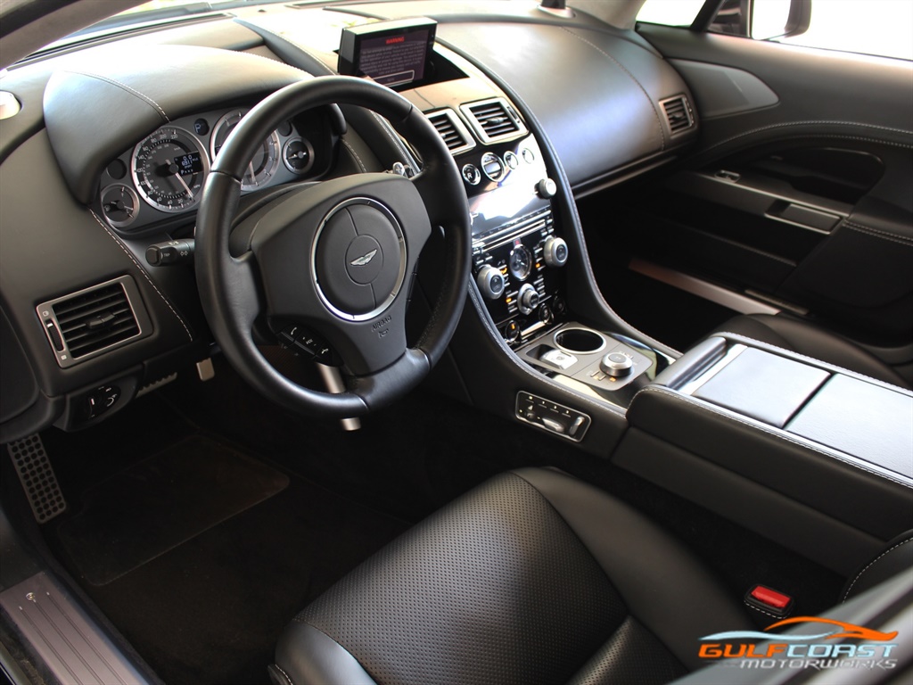 2012 Aston Martin Rapide photo 2