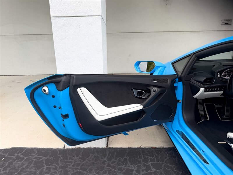 2021 Lamborghini Huracan EVO - Photo 22 - Bonita Springs, FL 34134