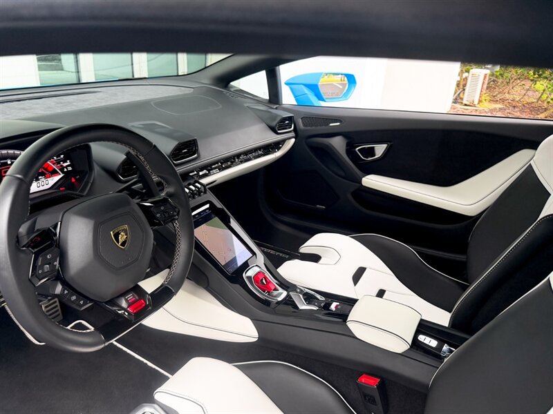 2021 Lamborghini Huracan EVO - Photo 14 - Bonita Springs, FL 34134