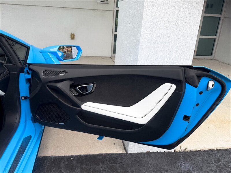 2021 Lamborghini Huracan EVO - Photo 33 - Bonita Springs, FL 34134