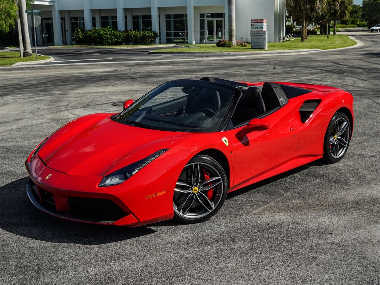 2019 Ferrari 488 Spider   - Photo 13 - Bonita Springs, FL 34134