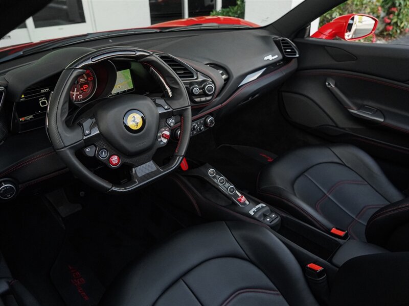 2019 Ferrari 488 Spider   - Photo 2 - Bonita Springs, FL 34134