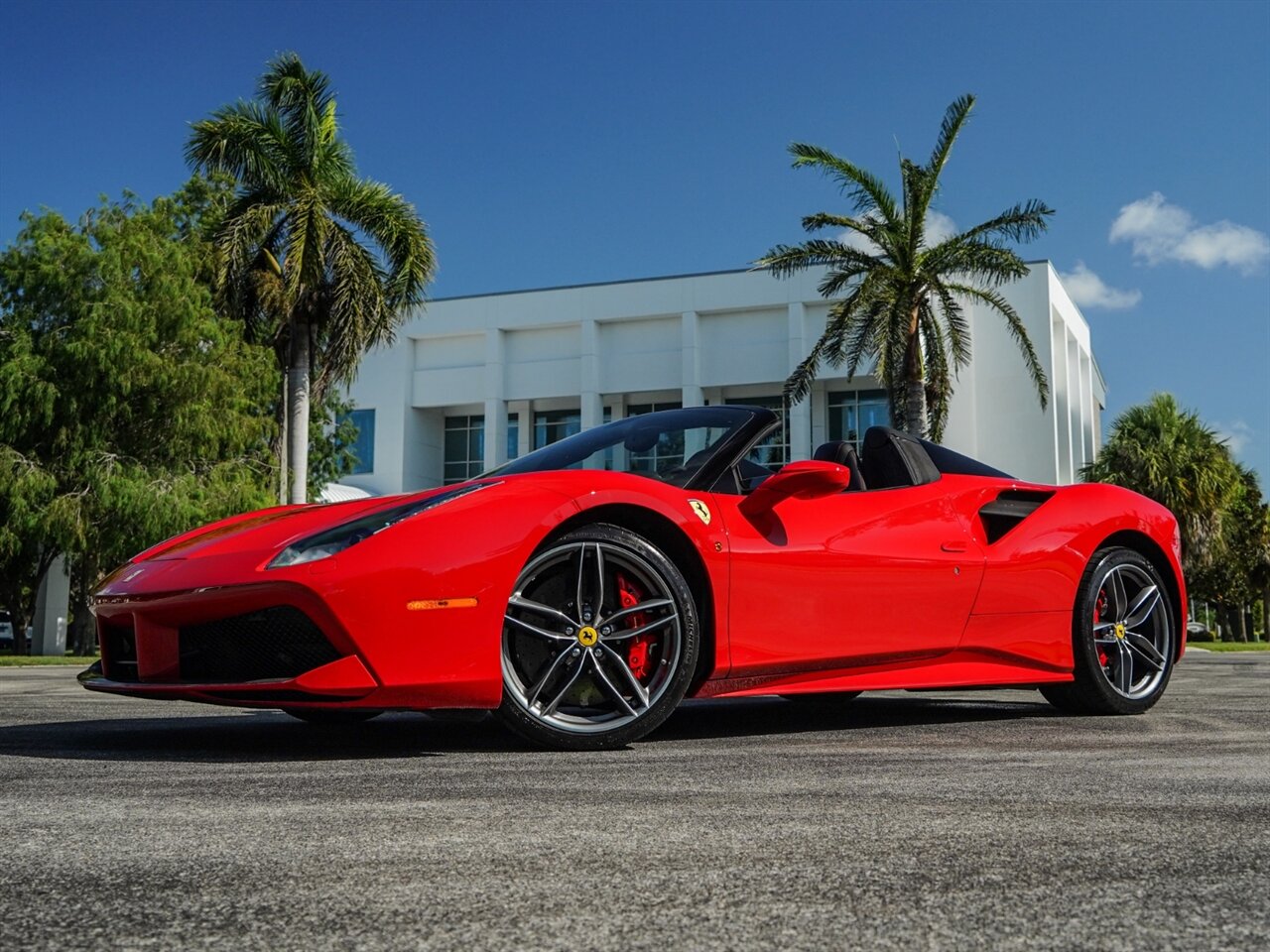 2019 Ferrari 488 Spider   - Photo 14 - Bonita Springs, FL 34134