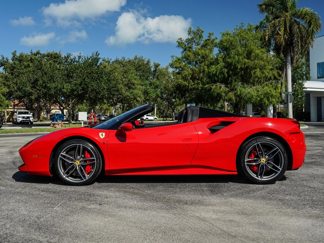 2019 Ferrari 488 Spider   - Photo 47 - Bonita Springs, FL 34134