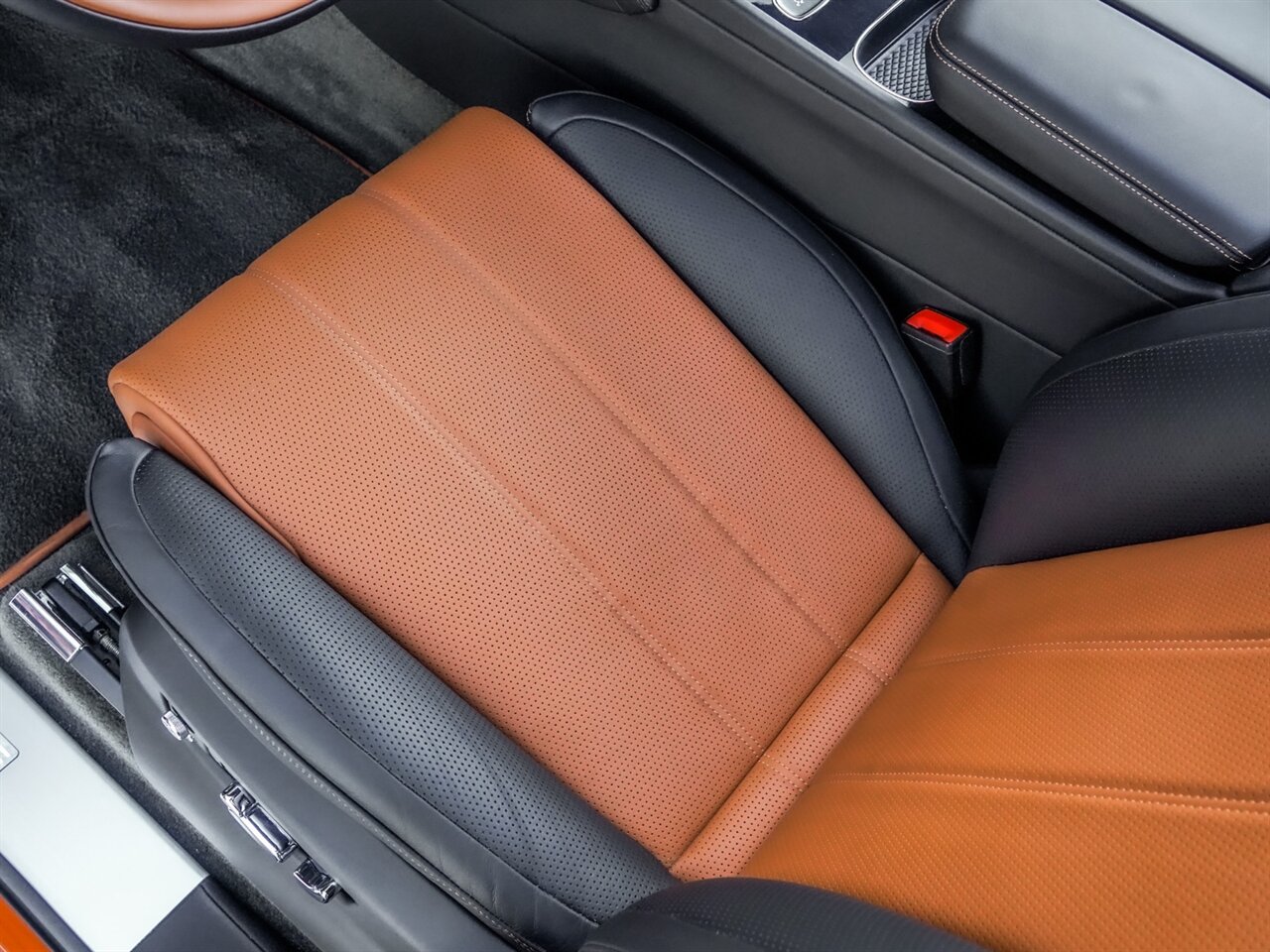 2021 Bentley Bentayga V8   - Photo 19 - Bonita Springs, FL 34134