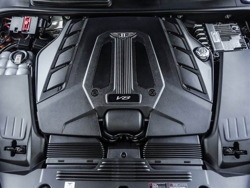 2021 Bentley Bentayga V8 - Photo 34 - Bonita Springs, FL 34134