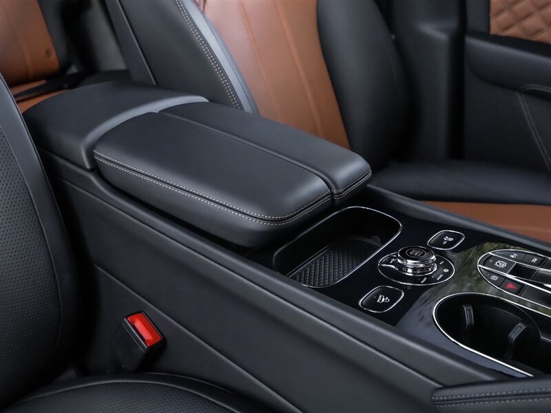 2021 Bentley Bentayga V8 - Photo 29 - Bonita Springs, FL 34134