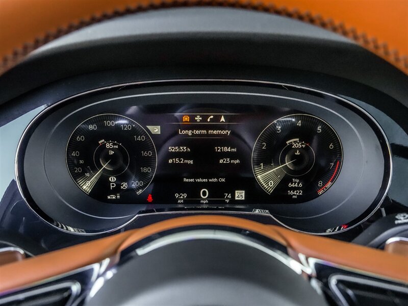 2021 Bentley Bentayga V8 - Photo 14 - Bonita Springs, FL 34134