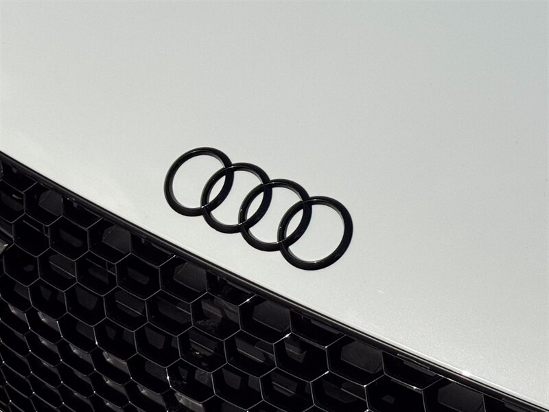 2021 Audi TT RS photo 4