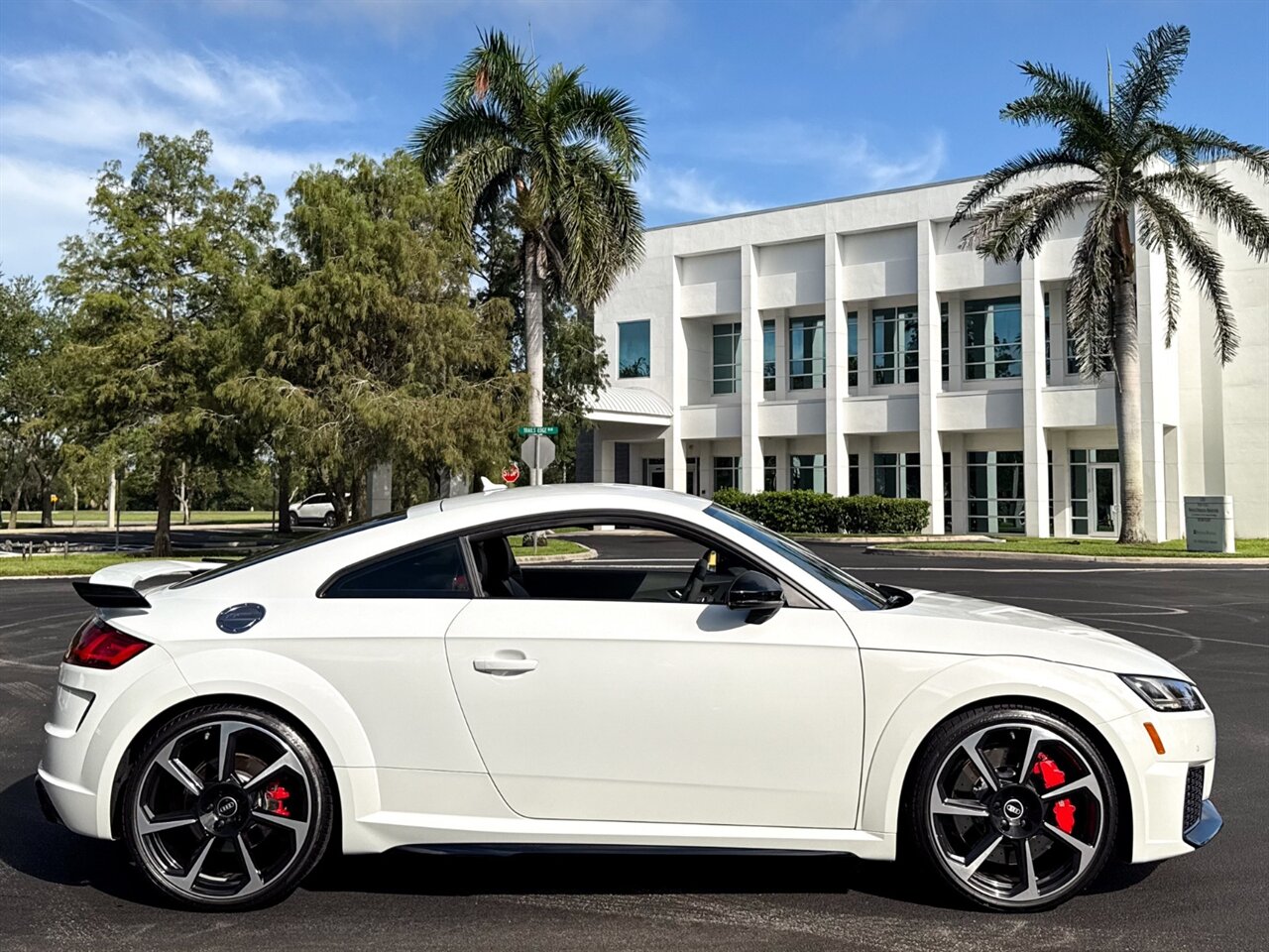 2021 Audi TT RS 2.5T quattro   - Photo 68 - Bonita Springs, FL 34134