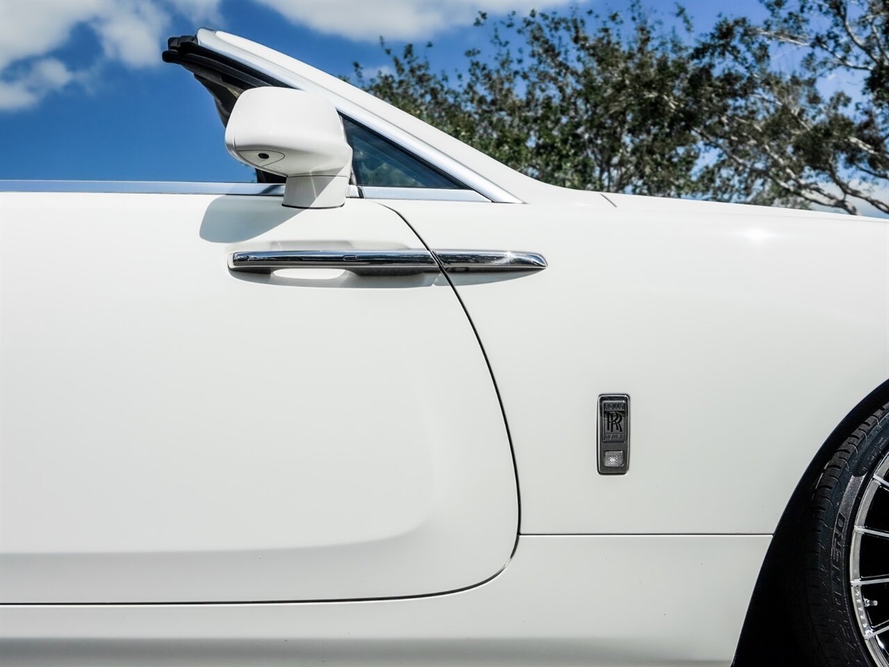 2017 Rolls-Royce Dawn   - Photo 48 - Bonita Springs, FL 34134