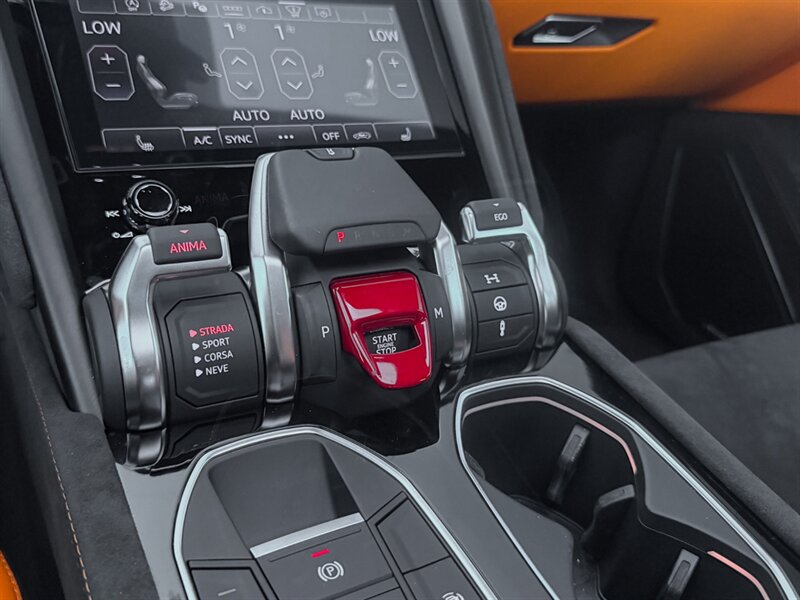 2024 Lamborghini Urus S   - Photo 18 - Bonita Springs, FL 34134