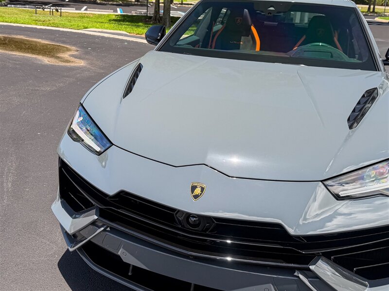 2024 Lamborghini Urus S   - Photo 3 - Bonita Springs, FL 34134
