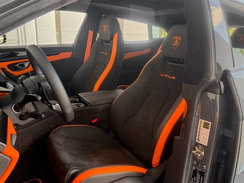 2024 Lamborghini Urus S   - Photo 21 - Bonita Springs, FL 34134