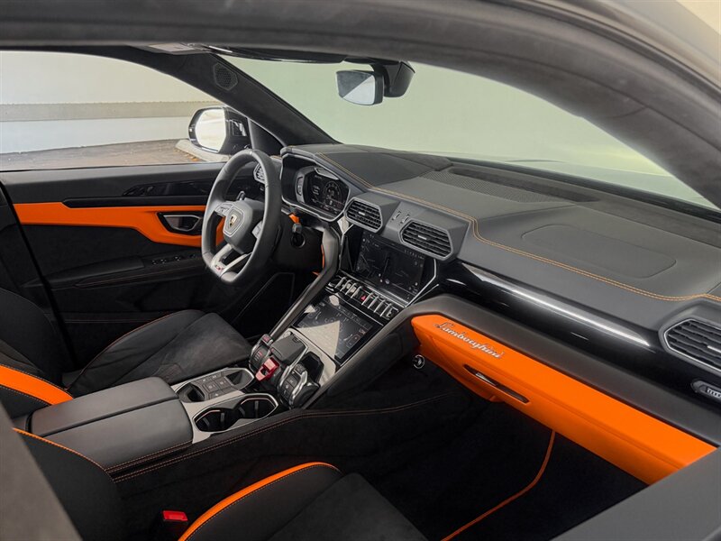2024 Lamborghini Urus S   - Photo 29 - Bonita Springs, FL 34134