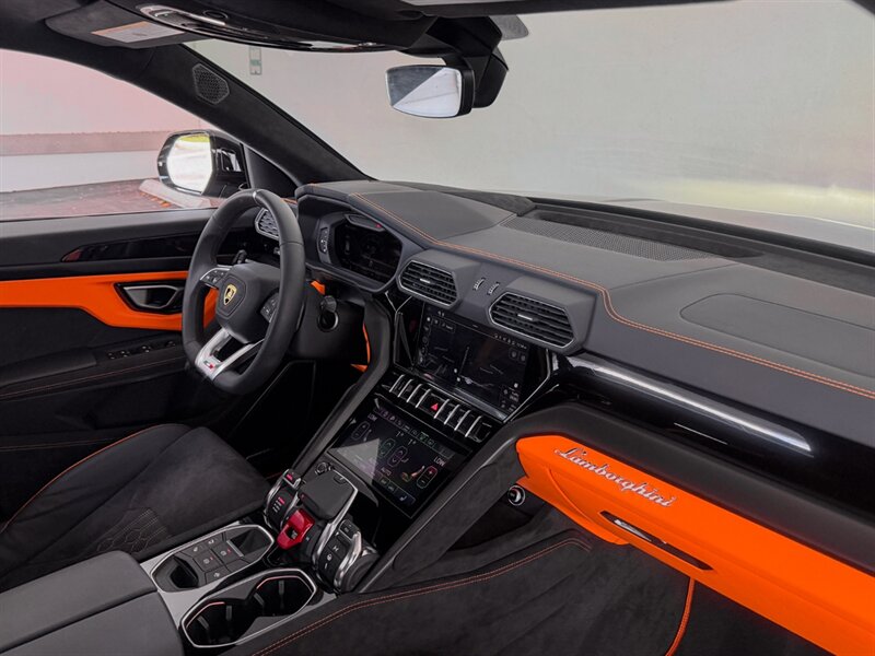 2024 Lamborghini Urus S   - Photo 37 - Bonita Springs, FL 34134