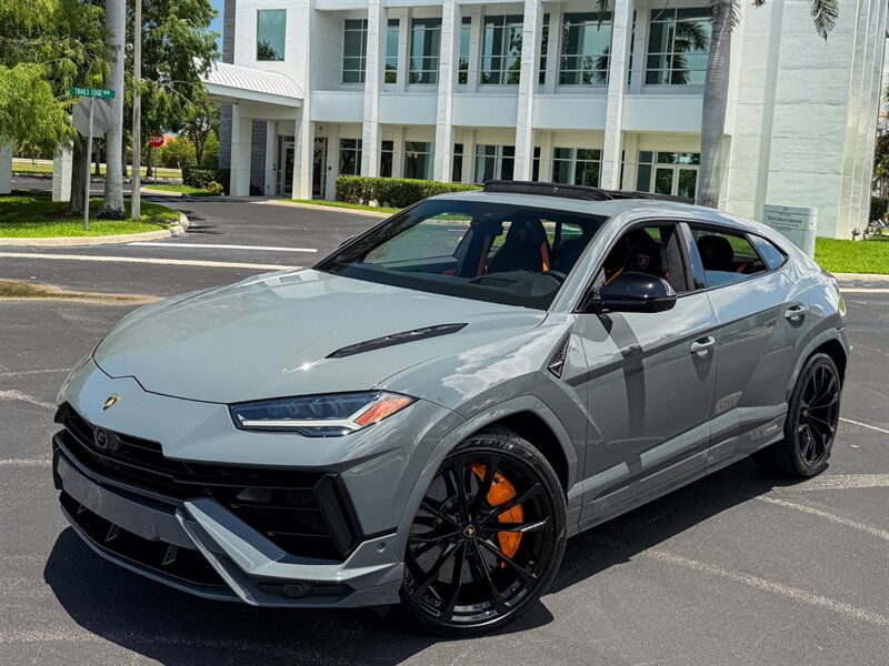 2024 Lamborghini Urus S   - Photo 8 - Bonita Springs, FL 34134