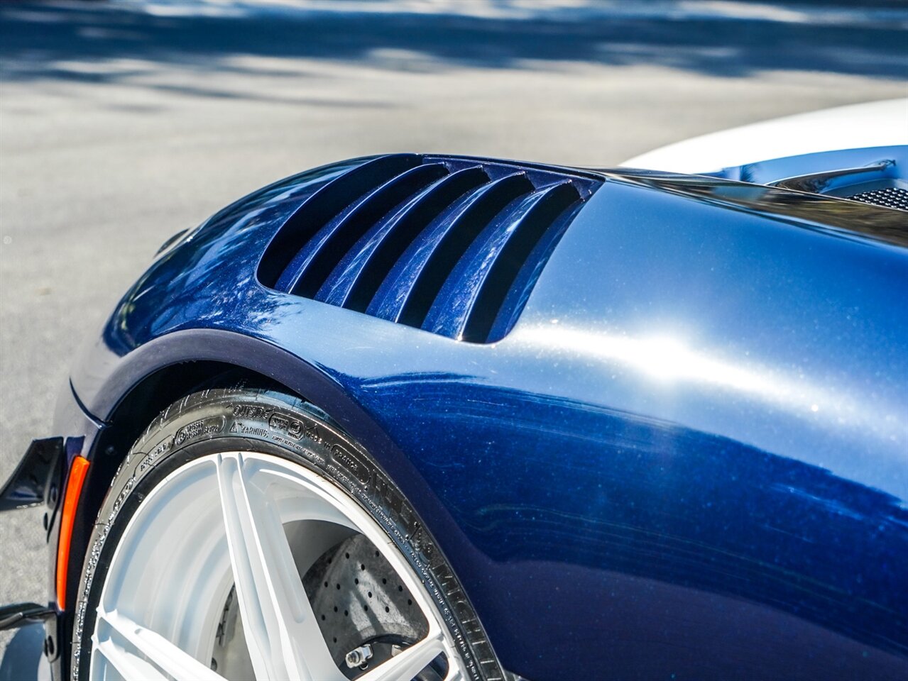 2016 Dodge Viper ACR   - Photo 35 - Bonita Springs, FL 34134