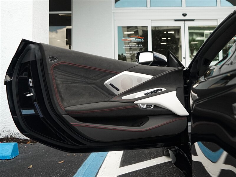 2023 Chevrolet Corvette Z06 70th Anniversary - Photo 18 - Bonita Springs, FL 34134