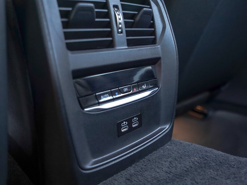 2021 BMW M3 - Photo 21 - Bonita Springs, FL 34134