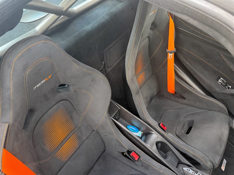 2021 McLaren 765LT - Photo 35 - Bonita Springs, FL 34134