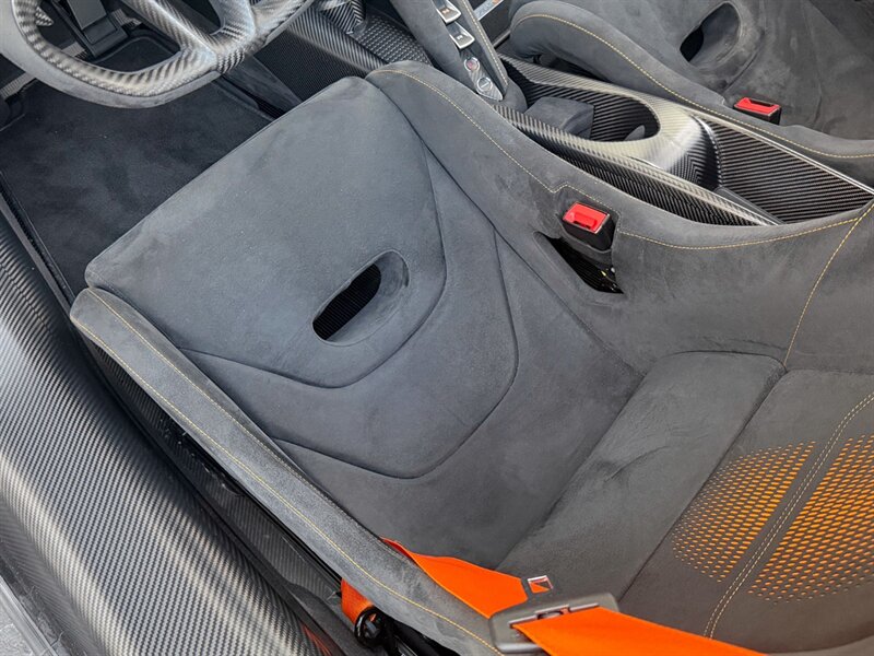 2021 McLaren 765LT - Photo 26 - Bonita Springs, FL 34134