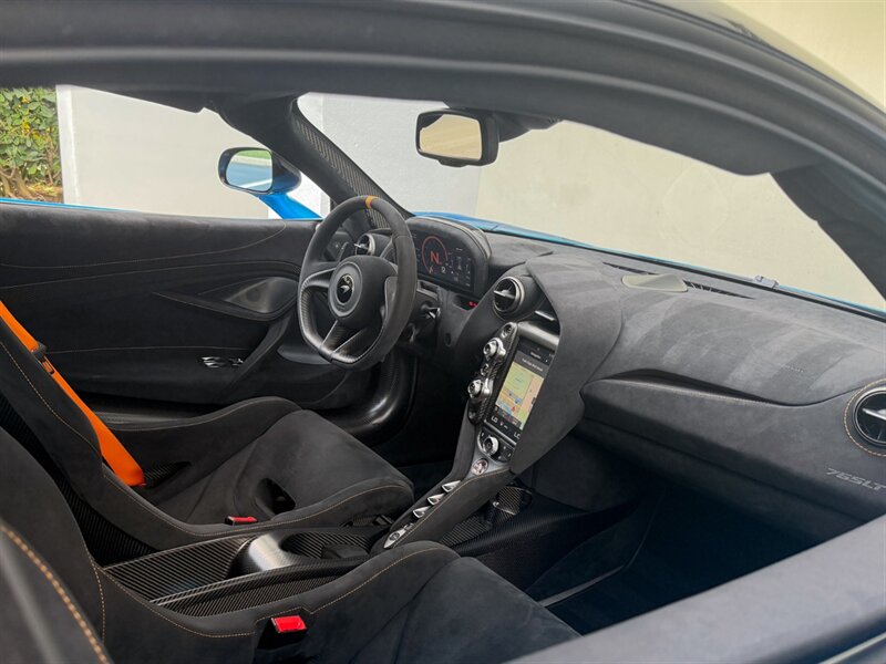 2021 McLaren 765LT - Photo 30 - Bonita Springs, FL 34134