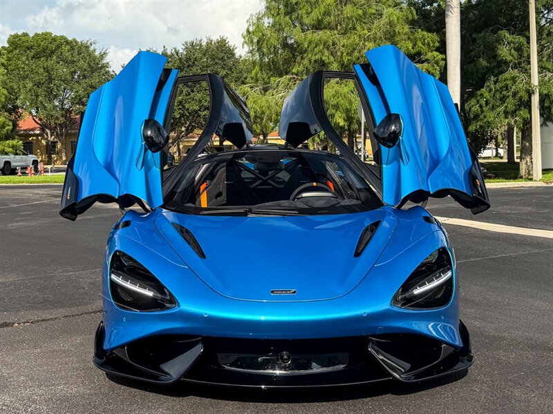 2021 McLaren 765LT - Photo 8 - Bonita Springs, FL 34134