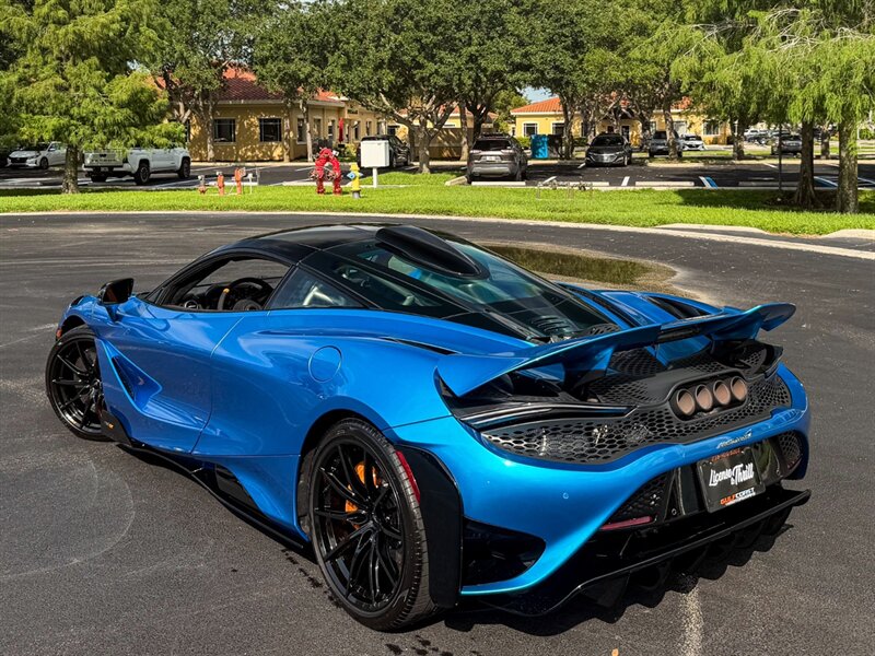 2021 McLaren 765LT - Photo 46 - Bonita Springs, FL 34134