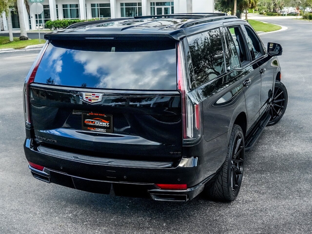 2021 Cadillac Escalade Sport Platinum   - Photo 48 - Bonita Springs, FL 34134