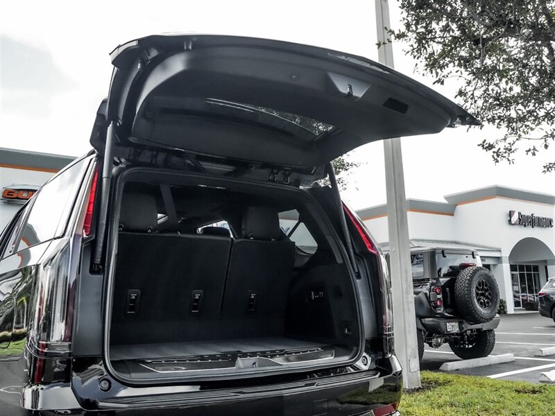 2021 Cadillac Escalade Sport Platinum   - Photo 36 - Bonita Springs, FL 34134