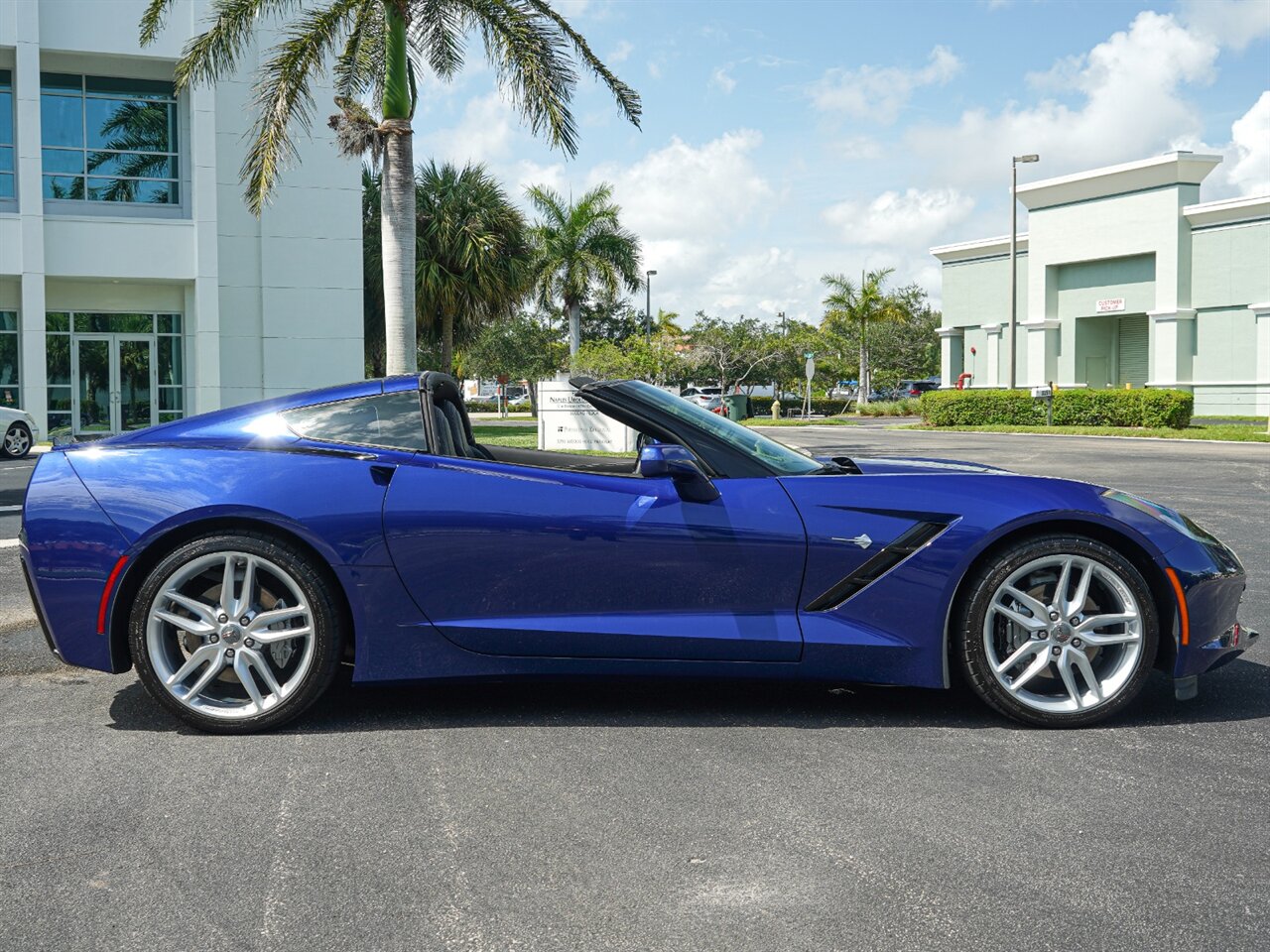 2019 Chevrolet Corvette Stingray   - Photo 52 - Bonita Springs, FL 34134