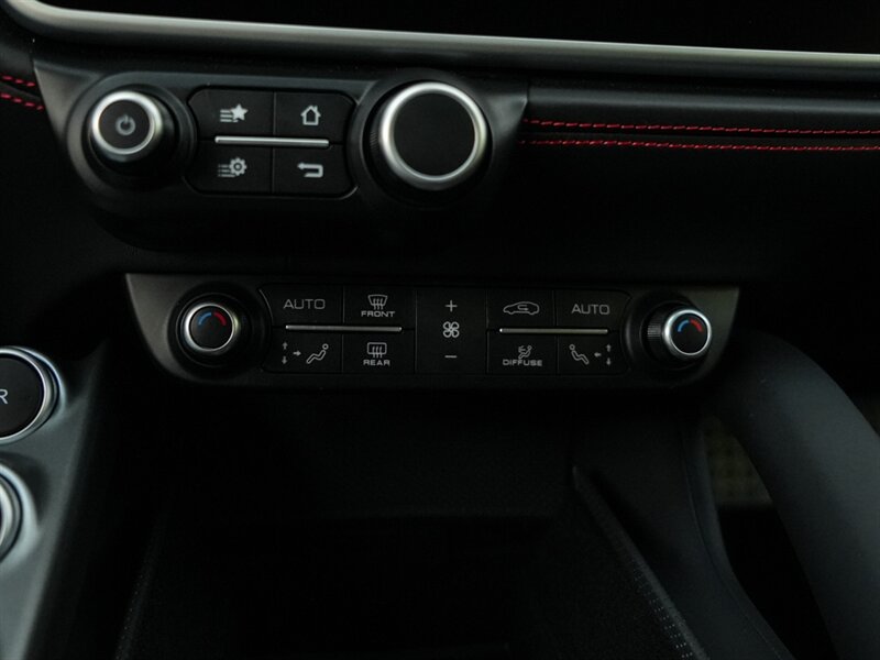 2019 Ferrari GTC4Lusso T - Photo 18 - Bonita Springs, FL 34134