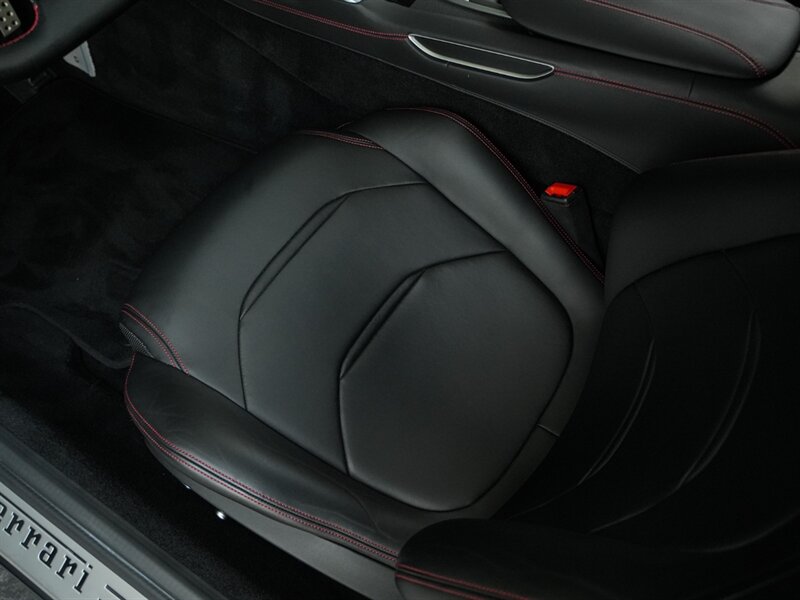 2019 Ferrari GTC4Lusso T - Photo 26 - Bonita Springs, FL 34134