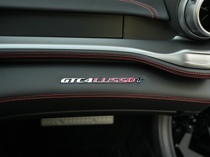 2019 Ferrari GTC4Lusso T - Photo 39 - Bonita Springs, FL 34134