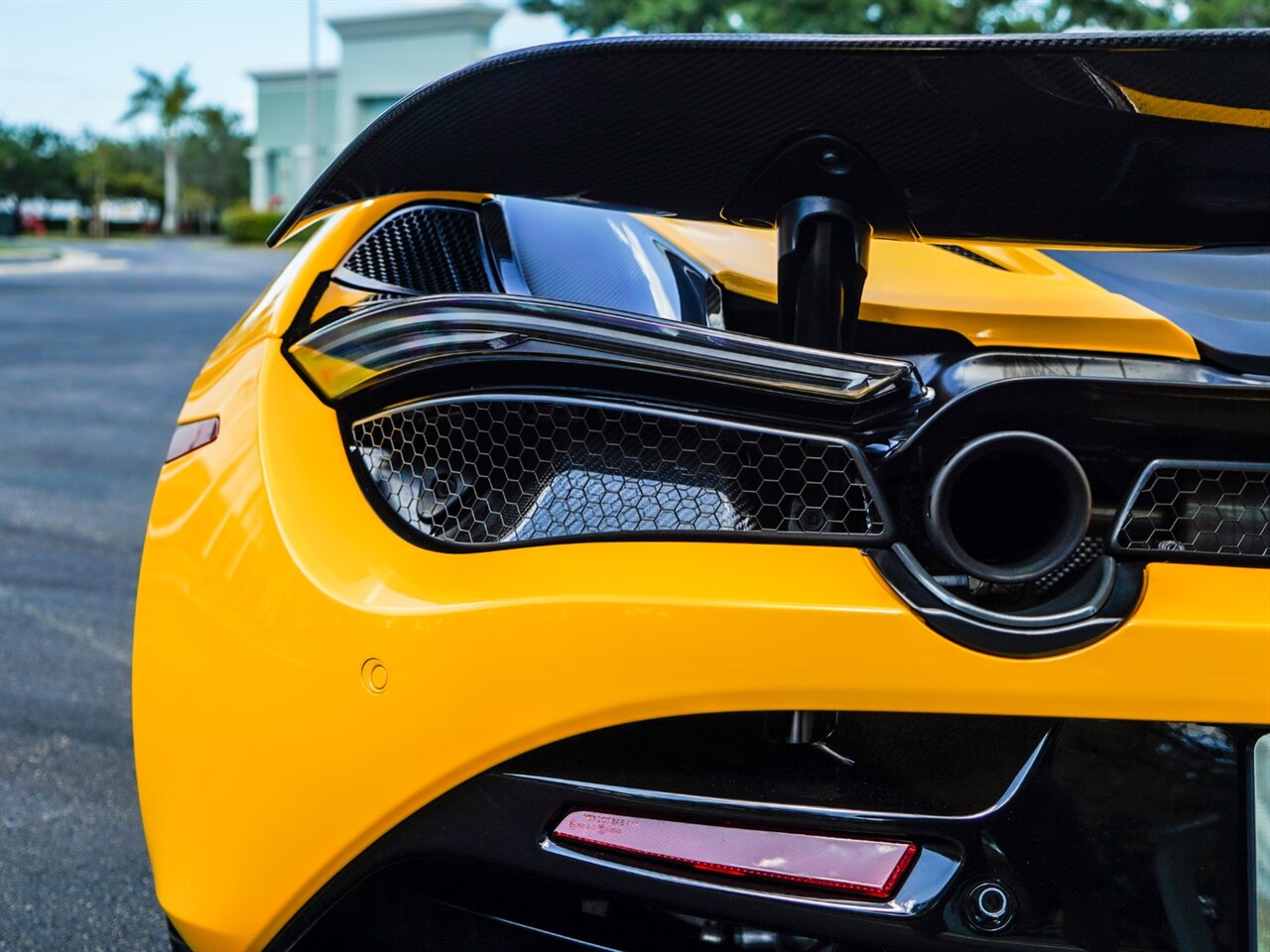 2020 McLaren 720S Spider Performance   - Photo 34 - Bonita Springs, FL 34134