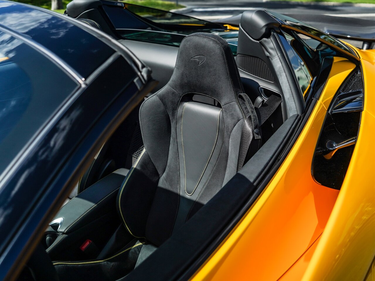 2020 McLaren 720S Spider Performance   - Photo 8 - Bonita Springs, FL 34134