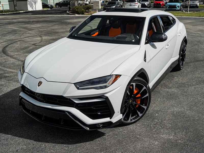 2022 Lamborghini Urus - Photo 8 - Bonita Springs, FL 34134