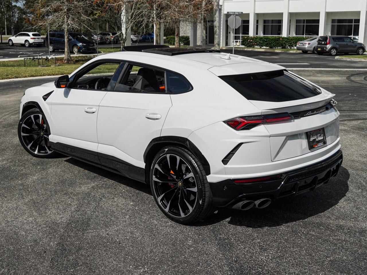 2022 Lamborghini Urus   - Photo 53 - Bonita Springs, FL 34134