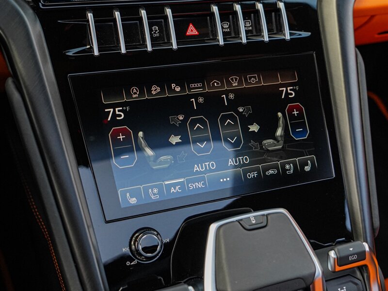 2022 Lamborghini Urus - Photo 17 - Bonita Springs, FL 34134