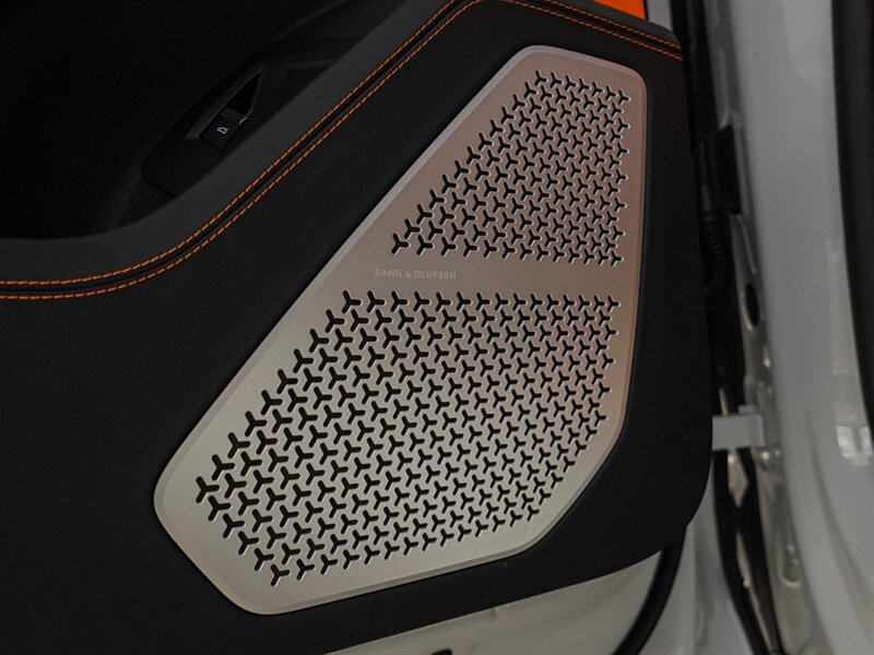 2022 Lamborghini Urus - Photo 27 - Bonita Springs, FL 34134