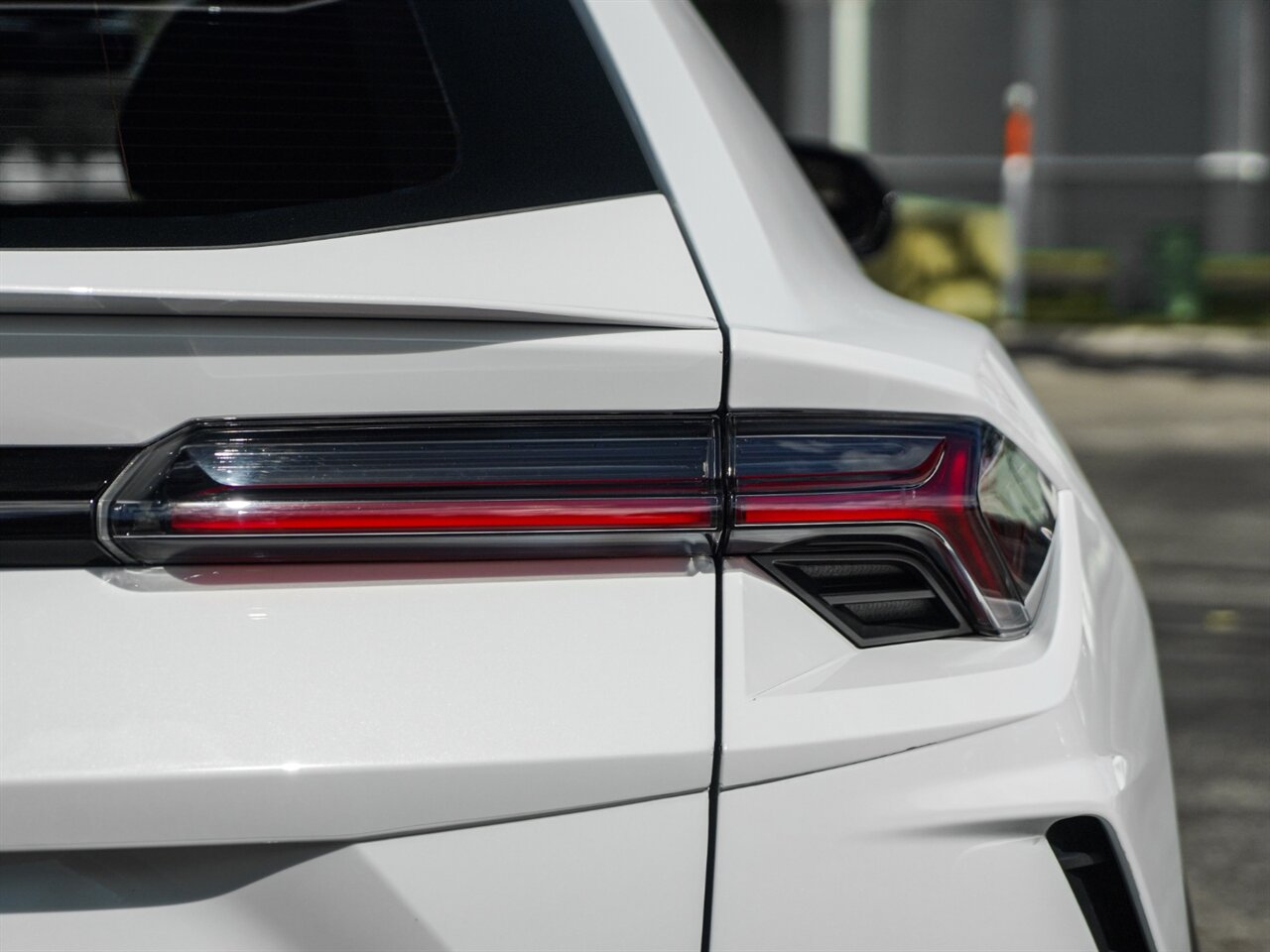 2022 Lamborghini Urus   - Photo 61 - Bonita Springs, FL 34134