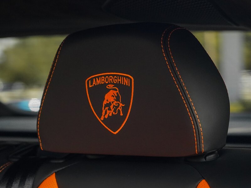 2022 Lamborghini Urus - Photo 29 - Bonita Springs, FL 34134