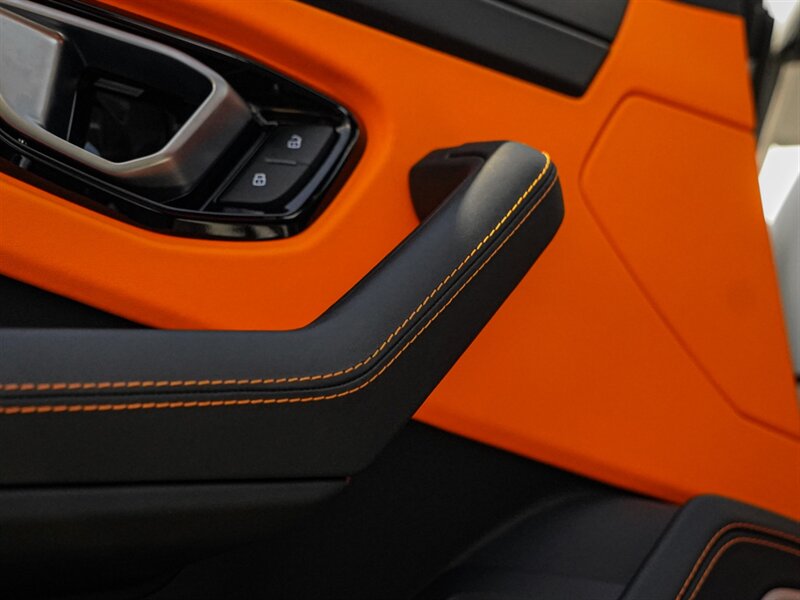 2022 Lamborghini Urus - Photo 26 - Bonita Springs, FL 34134